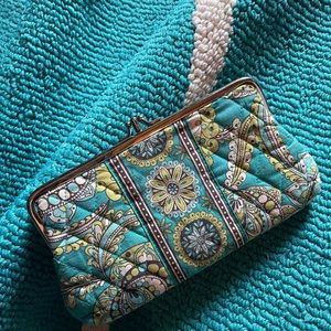 Vera Bradley kiss lock wallet clutch